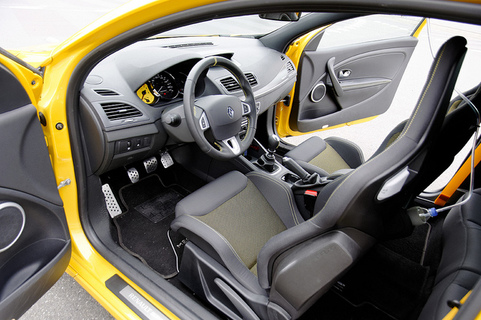 ルノー　MEGANE メガーヌ３　中期　右ハンドル　2023 Renault Japon | ルノー メガーヌ