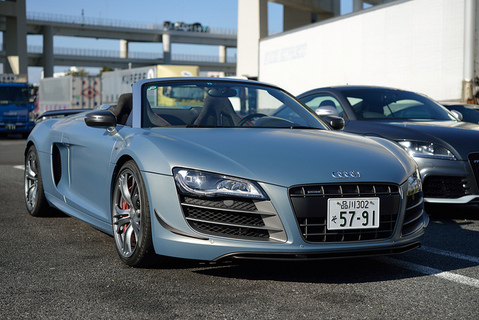 その佇まいが美しい：Audi R8 GT Spyder 試乗レポート（1）【ワンダー